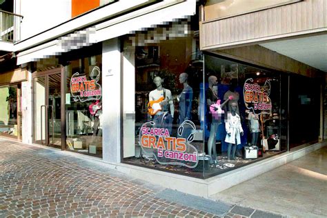 Vetrina di un negozio di biciclette