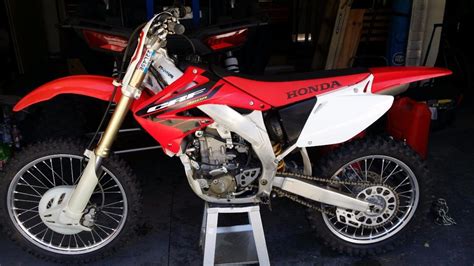 Honda CRF 450 2004 in azione