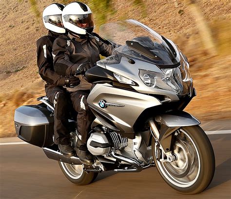 Moto BMW R 1200 RT in viaggio