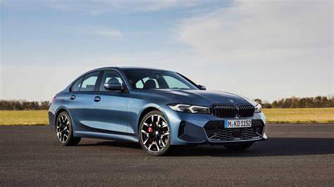 BMW nuove livree Imperial Blue e Racing Red