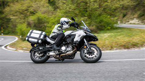 Immagine di Benelli TRK 502 su strada