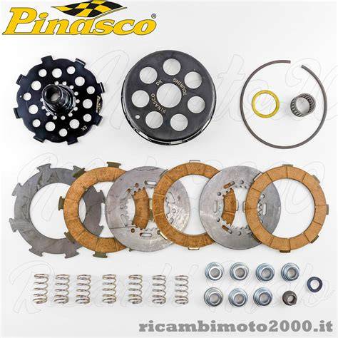 Immagine diurna di kit frizione Pinasco per Vespa