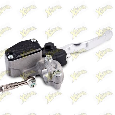 Primo piano del sistema frenante anteriore di una Generic Trigger SM 50