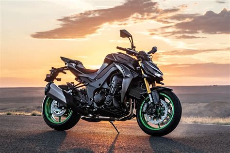 grafico confronto modelli Kawasaki Z 1000 SX e Z1100