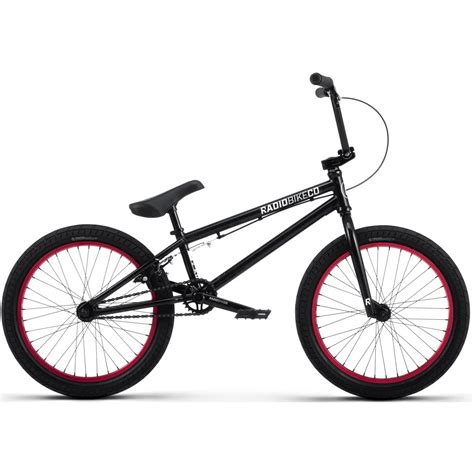 Bicicletta BMX Freestyle con pedali e manubrio personalizzati