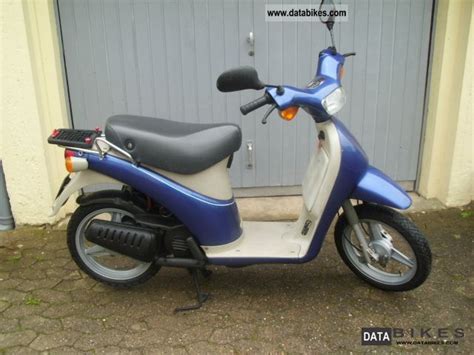 Piaggio Free scooter
