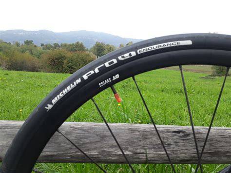 grafico confronto resistenza rotolamento michelin pro4 endurance