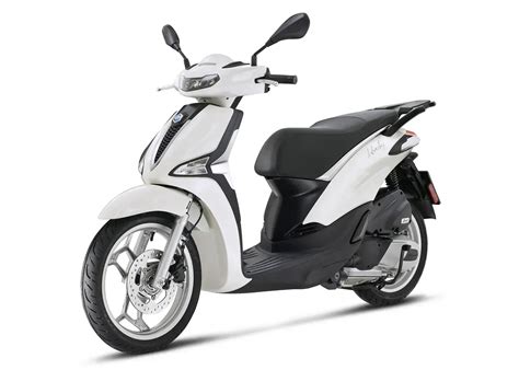 Immagine di uno scooter Piaggio moderno