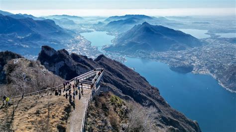 Immagine panoramica della Montanina e dei preparativi (Piani Resinelli)