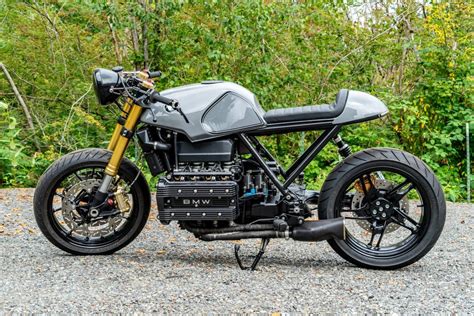 batteria cafe racer posizionamento estetico