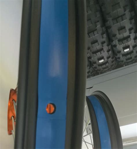 Schema comparativo nastro vs flap per tubeless