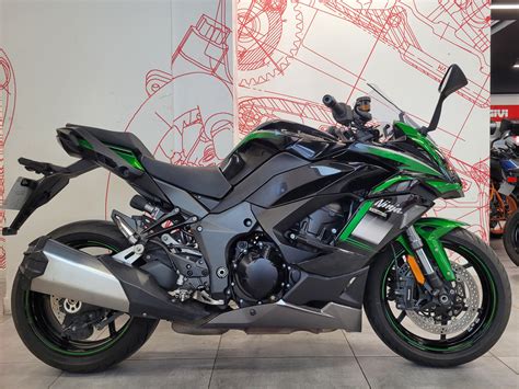 Dettaglio della sospensione posteriore Kawasaki Ninja 1000 SX