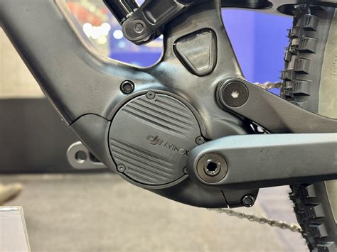 Parti di una e-bike: motore, batteria, display