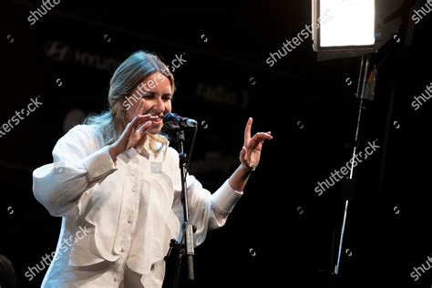Rocio Marquez performing on stage