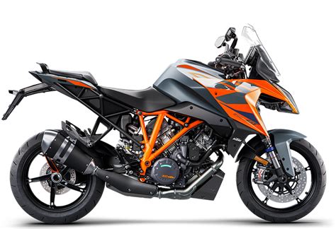 KTM 1290 Super Duke GT vista anteriore
