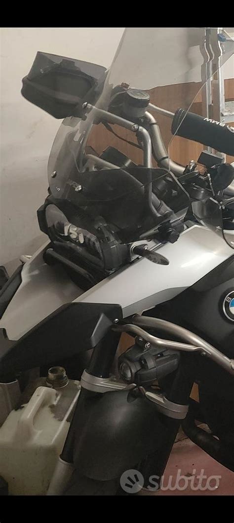 Sezione anteriore di una BMW GS con il 