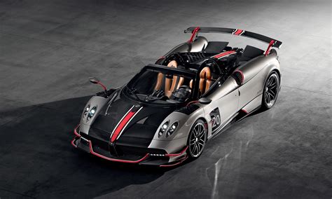 Pagani Huayra Roadster BC in pista