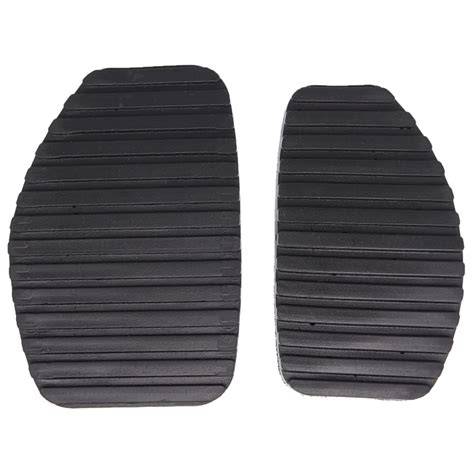 Copri pedali in gomma CP-10 e CP-03 su veicoli multipli