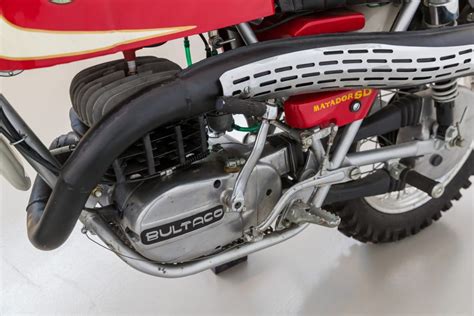 Dettaglio di una moto Bultaco da cross vintage