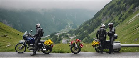 motociclista in lutto