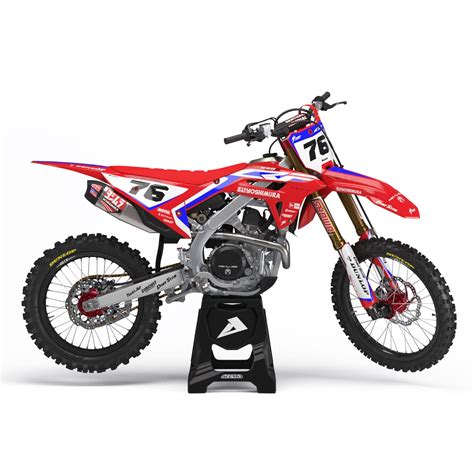 Honda CRF450 con grafiche personalizzate stile factory