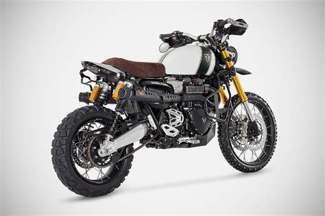 Triumph Scrambler 1200 con marmitte Zard Slip-On