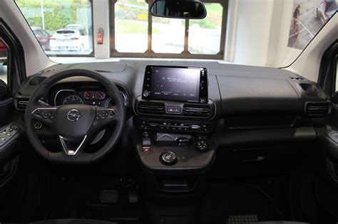 Opel Combo Life con motore turbo benzina