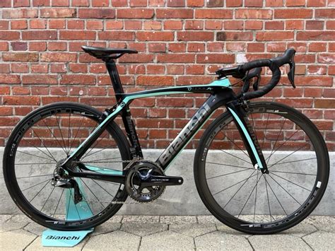 Bianchi Oltre XR4 con gruppo Shimano Dura-Ace Di2