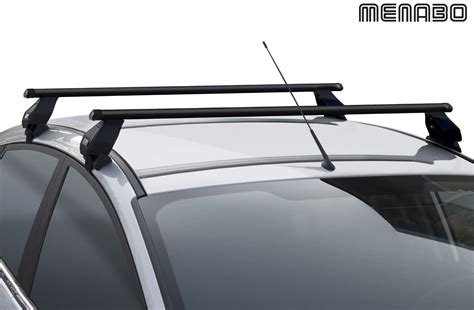 Dettaglio delle barre portapacchi Menabo TEMA con kit di montaggio
