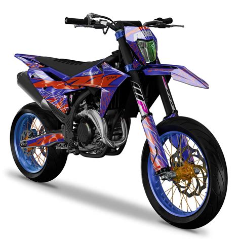 KTM EXC 125 con grafiche Hyena personalizzate