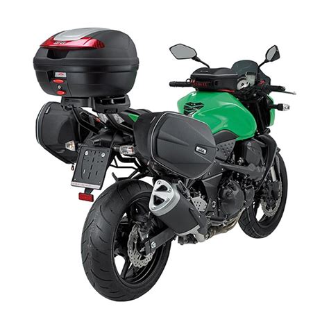 Kawasaki Z750 con borse laterali Givi montate