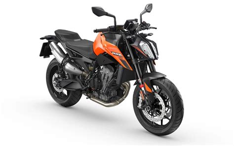 KTM 790 Duke di profilo