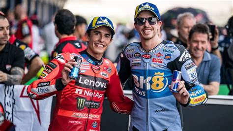Alex Marquez celebra la vittoria in Malesia