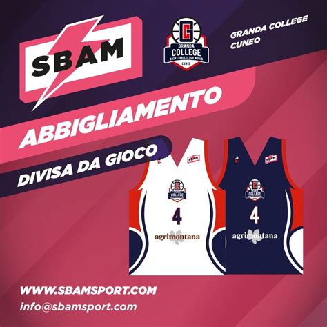 ciclista che lava il proprio abbigliamento sportivo