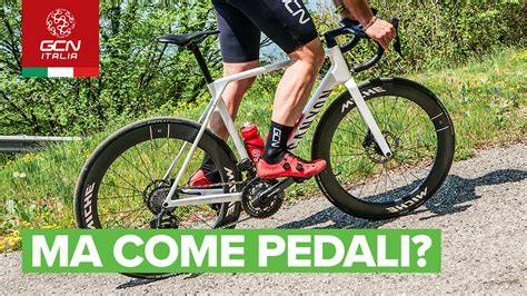pedalata costante posizionamento e tecnica