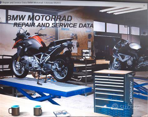 Primo piano di un manuale di officina BMW Motorrad
