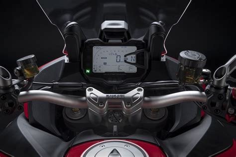 Dettaglio della strumentazione TFT della Ducati Multistrada 950