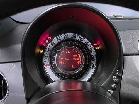 Schema di un cruscotto Fiat 500 F con evidenziato il contachilometri