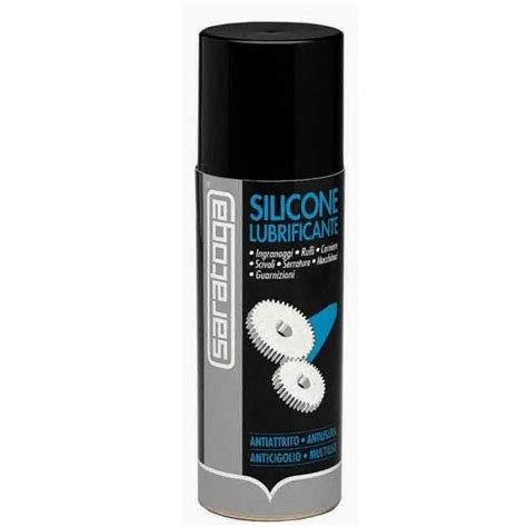 Spray siliconico per lubrificazione parti auto