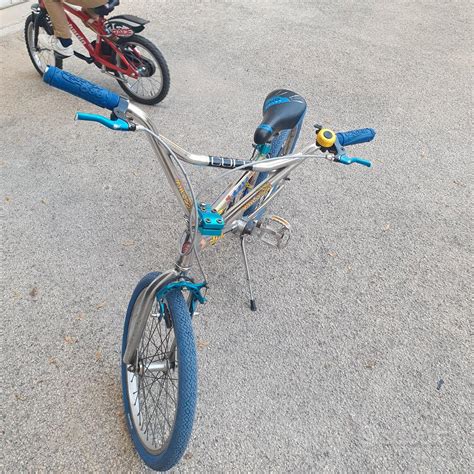 Collezione di BMX Atala d'epoca in esposizione