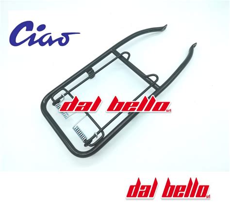 Portapacchi posteriore montato su un Piaggio Ciao