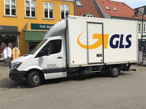 GLS delivery truck