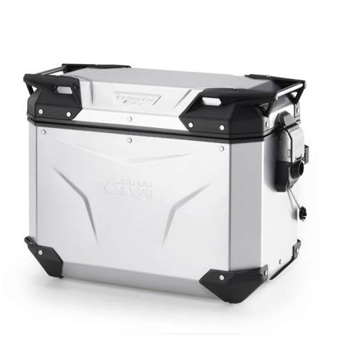 Dettaglio di una valigia laterale BMW in alluminio Trekker Outback EVO