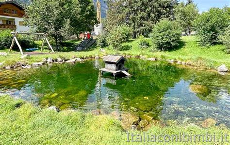Laghetto di Anterselva di Sotto con area giochi