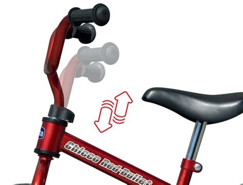 Regolazione dell'altezza del manubrio e del sellino di una bicicletta per bambini