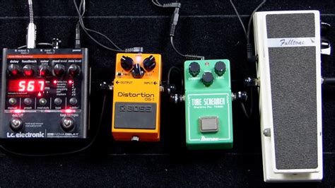 Pedaliera per chitarra con vari effetti