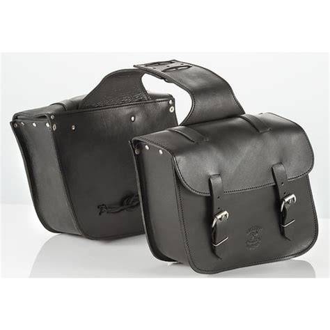 set borse laterali in pelle su moto classica