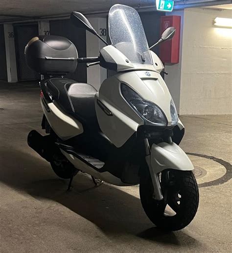 Schema delle dimensioni del Piaggio X7 300 i.e