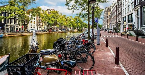 Panorama di Amsterdam in bicicletta