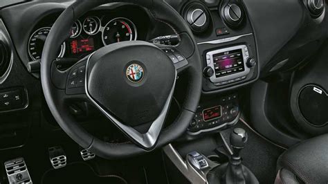 Plancia dell'Alfa Romeo MiTo con sistema DNA